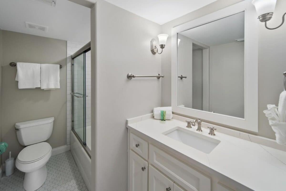 Newly Renovated Condo With Private Balcony! Panama Stadt Exterior foto